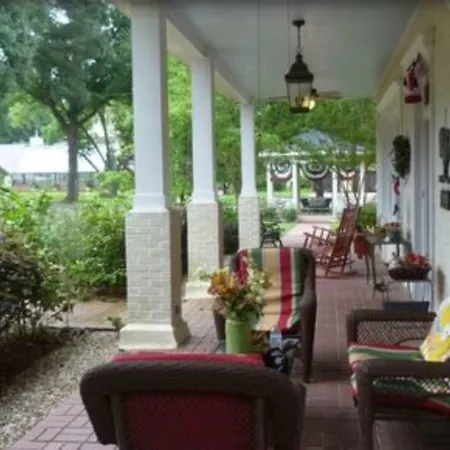 Delta Street Inn-2