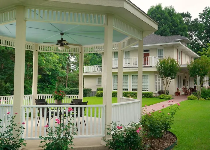 Delta Street Inn
